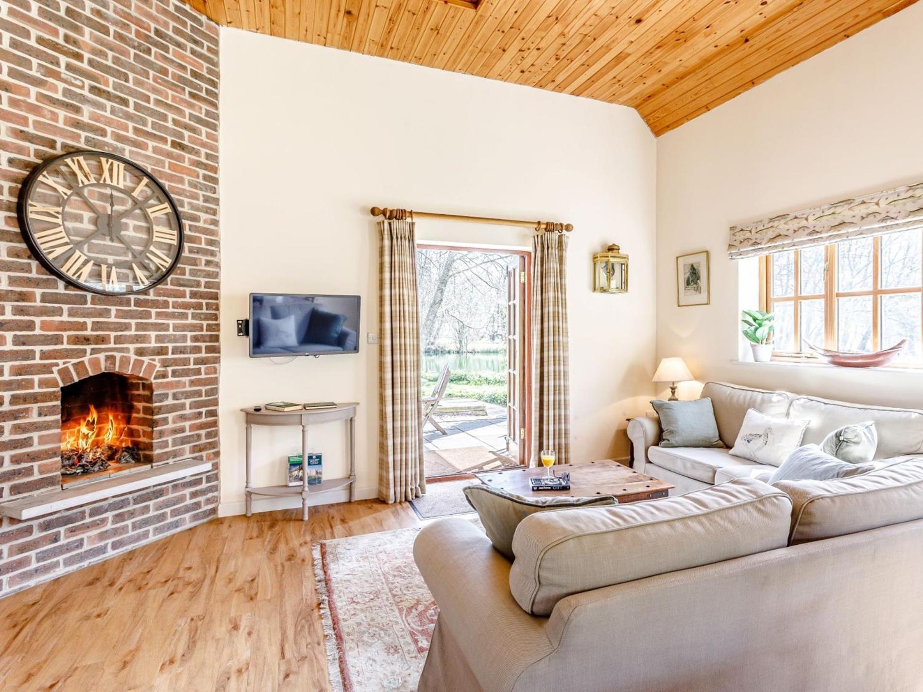 2 Bed In Dorchester 75243 Frampton  Dış mekan fotoğraf