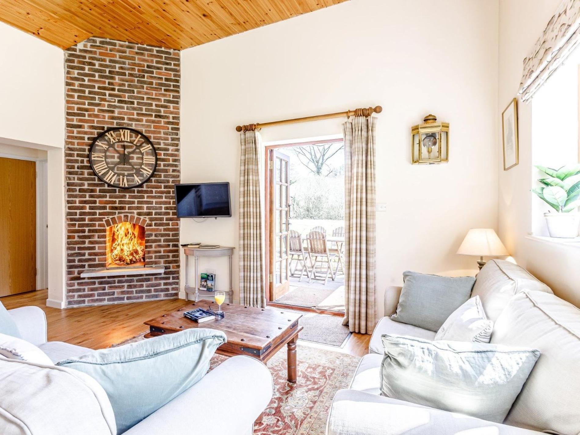 2 Bed In Dorchester 75243 Frampton  Dış mekan fotoğraf